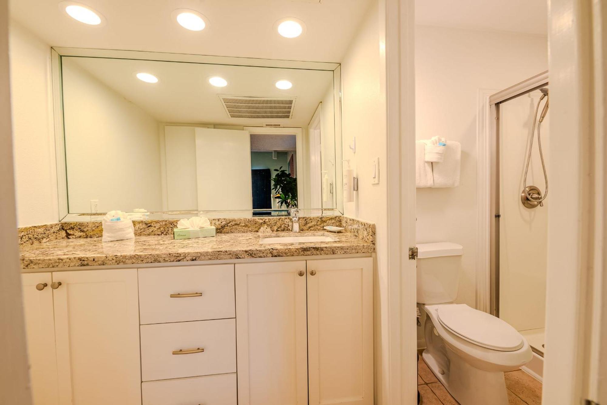 Kingfishers Retreat Serene 1Br Escape With Balcony 207 جنوب جزيرة بادري المظهر الخارجي الصورة