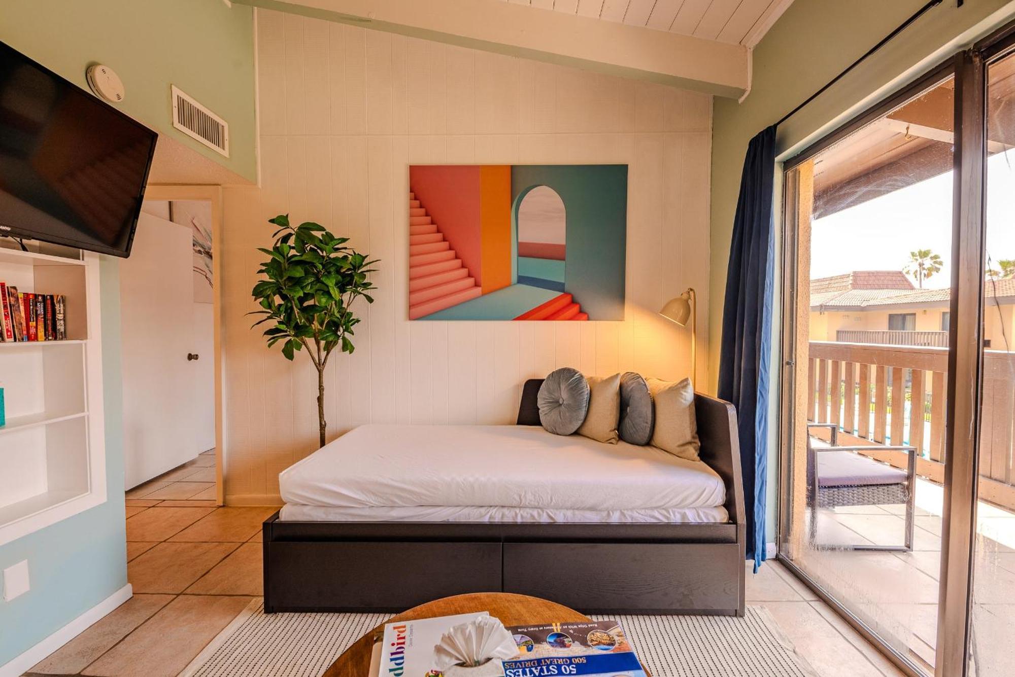 Kingfishers Retreat Serene 1Br Escape With Balcony 207 جنوب جزيرة بادري المظهر الخارجي الصورة