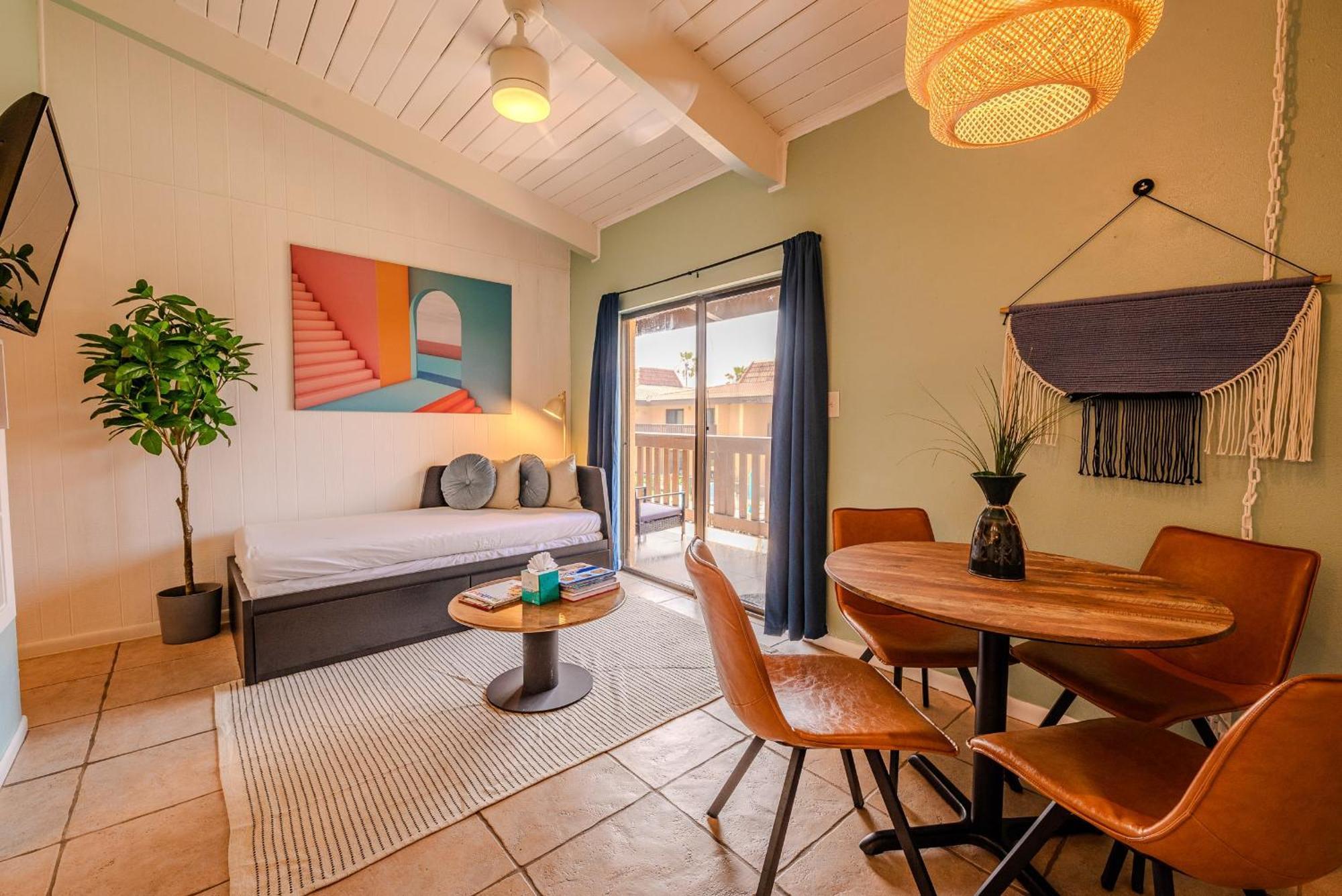 Kingfishers Retreat Serene 1Br Escape With Balcony 207 جنوب جزيرة بادري المظهر الخارجي الصورة